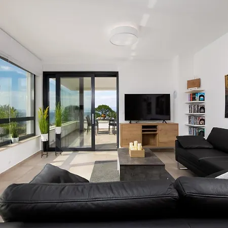 Maris_4 Apartament Vantacici